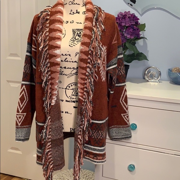🔥 LAST 1!🔥 Boho Aztec Print Fringe Detail Cardigan - Picture 11 of 15